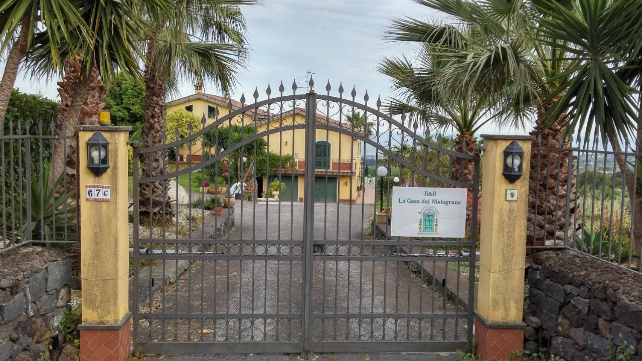 La Casa del Melograno Santa Venerina Exterior foto