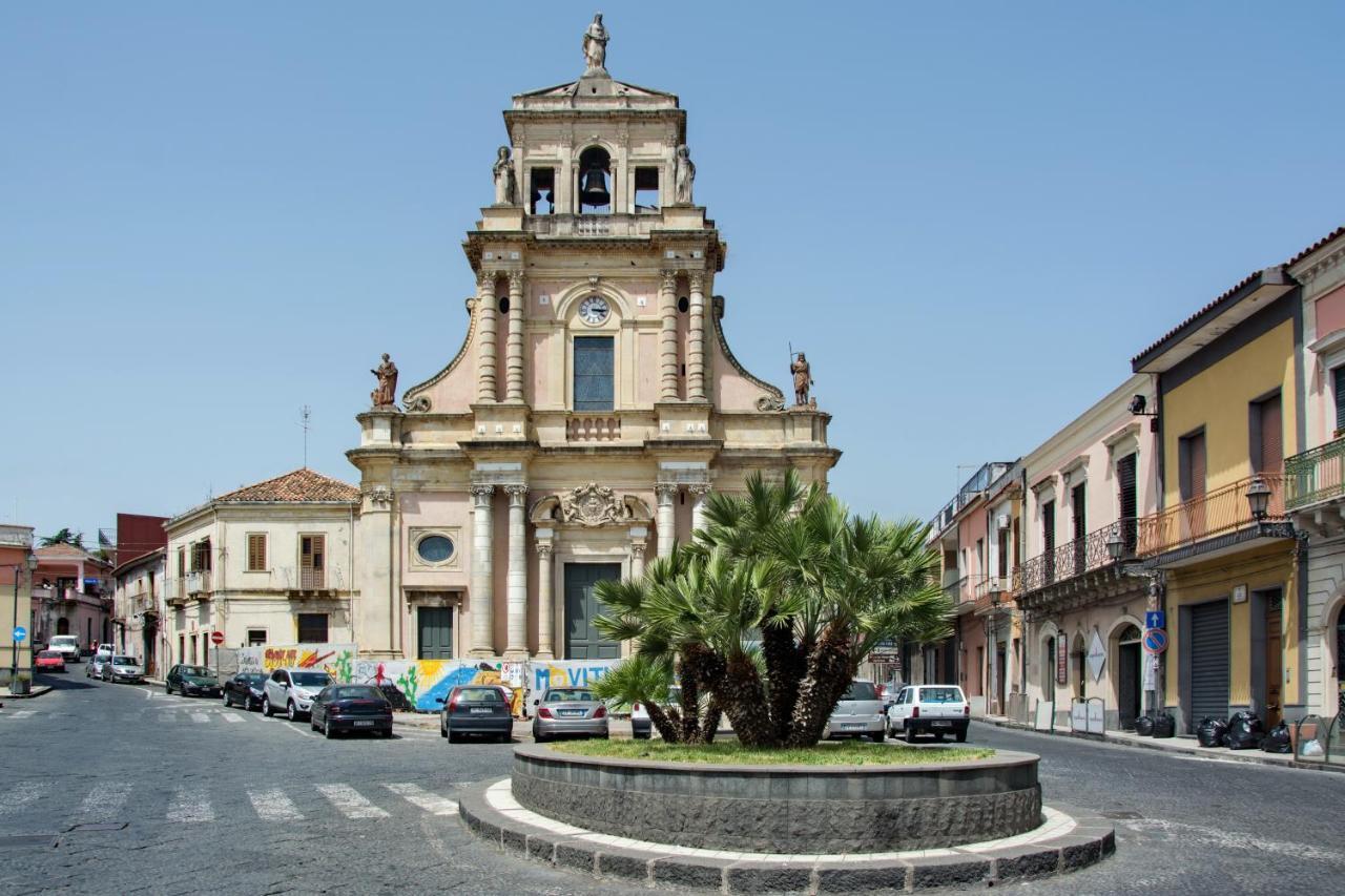 La Casa del Melograno Santa Venerina Exterior foto