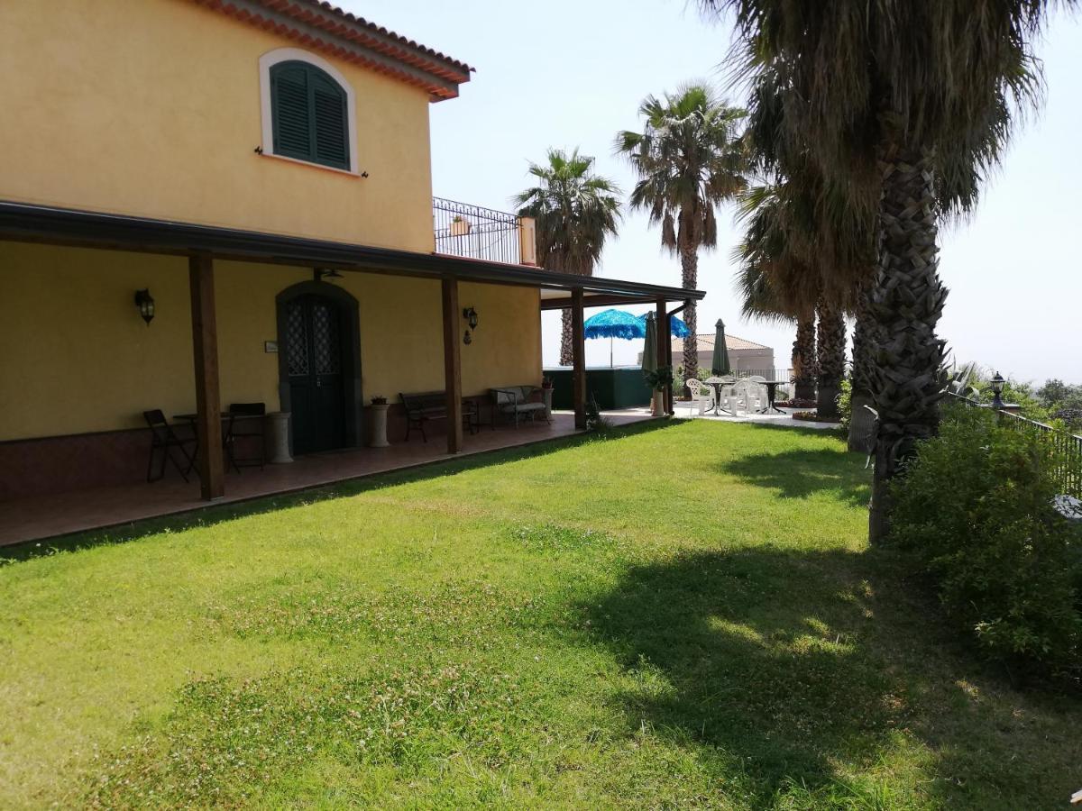 La Casa del Melograno Santa Venerina Exterior foto